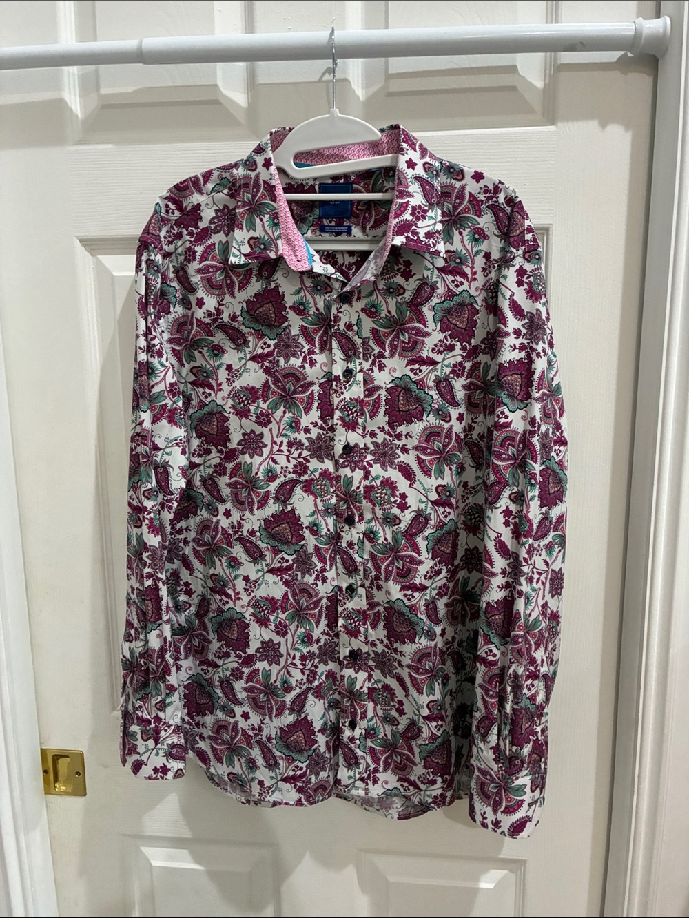 Nick Graham Men's Casual Button-Down Shirt in White and Magenta Floral